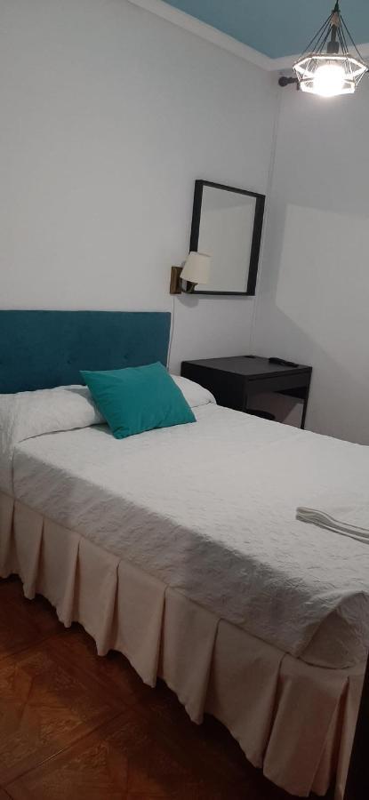 Alojamiento Casa Leon Santoña エクステリア 写真