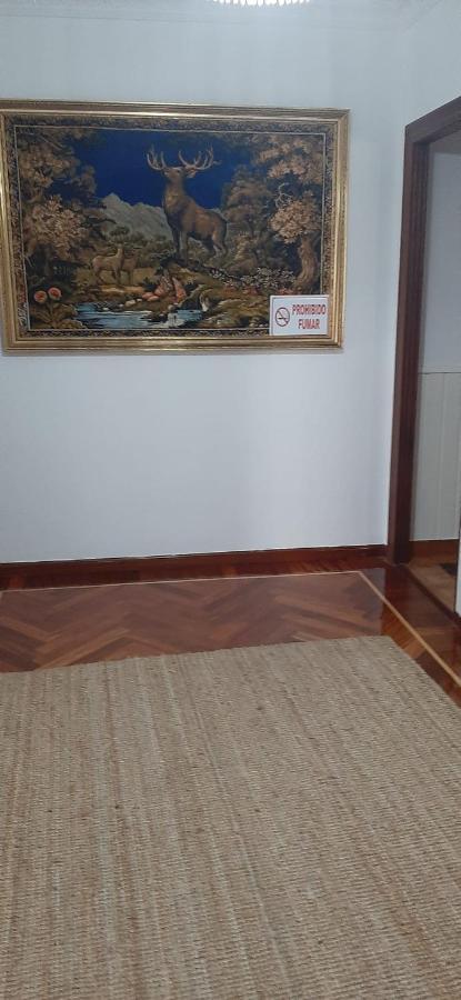 Alojamiento Casa Leon Santoña エクステリア 写真
