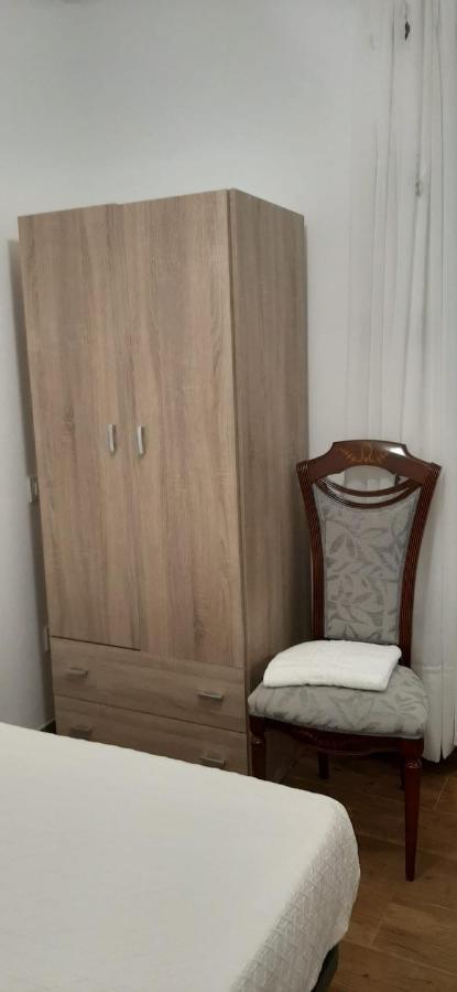Alojamiento Casa Leon Santoña エクステリア 写真